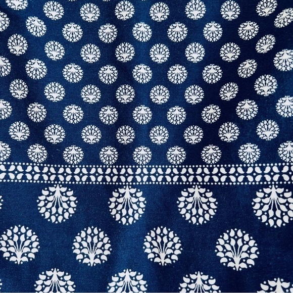 Talbots Mini Skirt Women’s 14 Navy White Medallion Canvas Lined Side Zipper - Picture 4 of 14